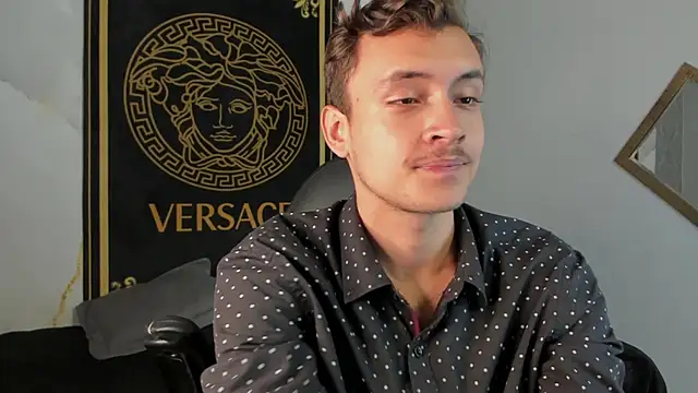 Desmon Clark online show from January 2025 10:52:01 PM