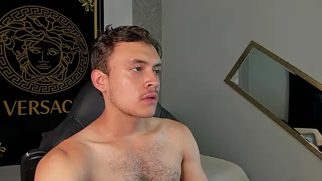 Desmon Clark online show from January 2025 11:02:02 PM