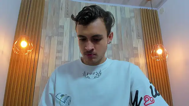 Desmon Clark online show from January 2025 07:08:01 AM