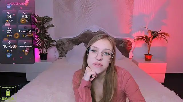 Snapshot of LayriantaVee chatting on January 2025 07:06:01 AM LayriantaVee online show from January 2025 07:06:01 AM