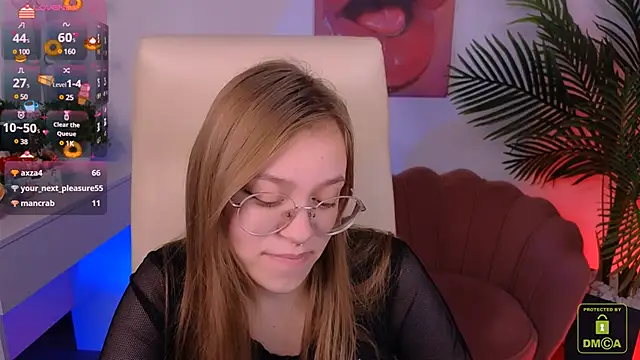 Snapshot of LayriantaVee chatting on January 2025 01:16:02 PM LayriantaVee online show from January 2025 01:16:02 PM