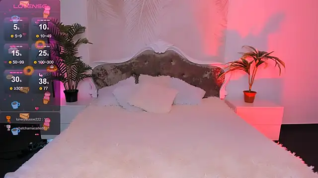 Snapshot of LayriantaVee chatting on February 2025 10:07:02 AM LayriantaVee online show from February 2025 10:07:02 AM