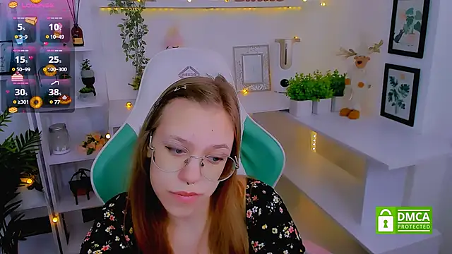 Snapshot of LayriantaVee chatting on February 2025 06:58:02 AM LayriantaVee online show from February 2025 06:58:02 AM