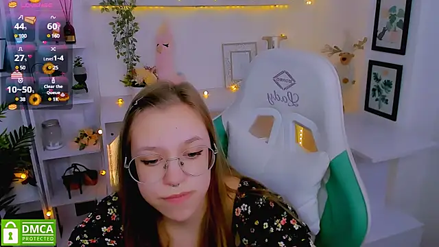 Snapshot of LayriantaVee chatting on February 2025 01:08:02 PM LayriantaVee online show from February 2025 01:08:02 PM