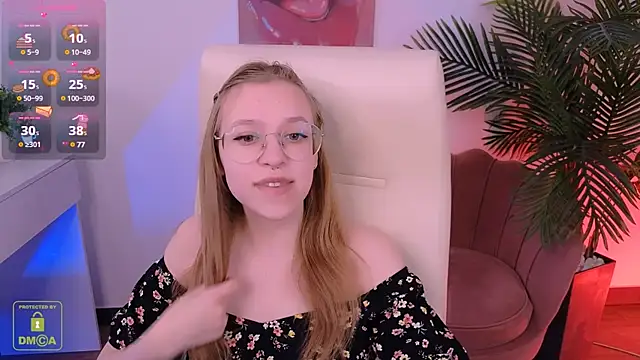 Snapshot of LayriantaVee chatting on March 2025 07:15:01 AM LayriantaVee online show from March 2025 07:15:01 AM