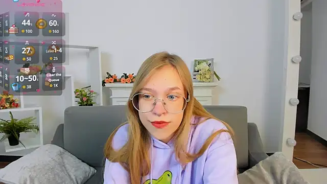 Snapshot of LayriantaVee chatting on September 2025 01:16:01 PM LayriantaVee online show from September 2025 01:16:01 PM