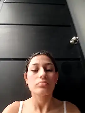 Ary-18 online show from October 2025 01:35:02 PM