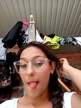 Ary-18 online show from December 2025 07:31:02 PM