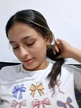 Ary-18 online show from April 2026 01:49:02 PM