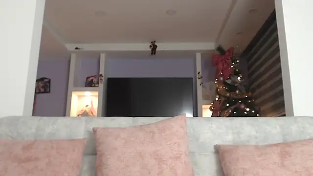 millyrosse online show from November 2025 02:58:01 AM