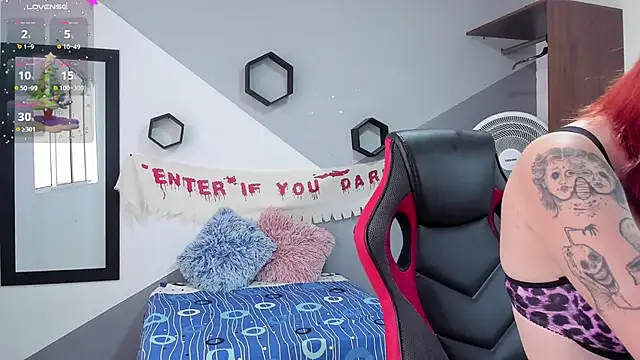 Danniela rivera online show from December 2024 12:12:01 PM