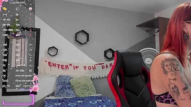 Danniela rivera online show from December 2024 12:06:01 PM