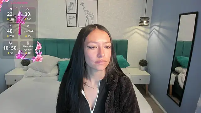 Scarlett  bell online show from February 2025 12:39:02 PM