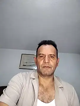 RogueTraveler online show from October 2025 03:47:01 AM