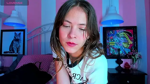 Snapshot of Liah_Grey8 chatting on December 2024 02:01:02 AM Liah Grey8 online show from December 2024 02:01:02 AM