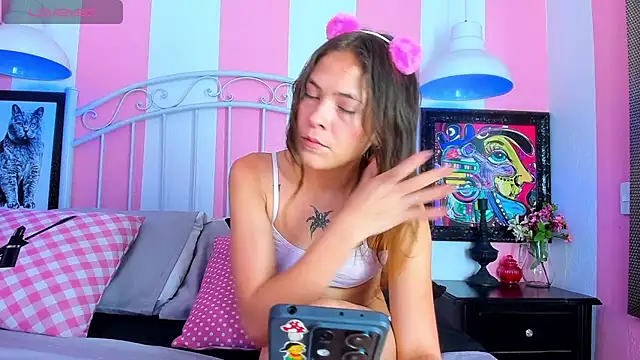 Snapshot of Liah_Grey8 chatting on December 2024 12:29:01 AM Liah Grey8 online show from December 2024 12:29:01 AM