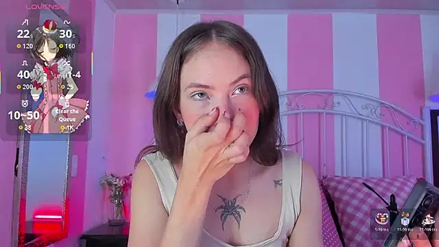 Snapshot of Liah_Grey8 chatting on October 2025 09:06:01 PM Liah Grey8 online show from October 2025 09:06:01 PM