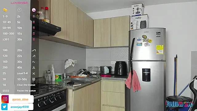 Aaron ST online show from April 2026 02:46:02 PM