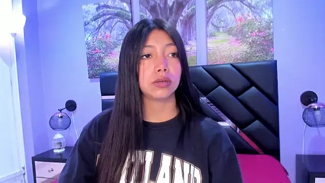 KimberlyVillaLobos online show from November 2025 11:53:02 AM