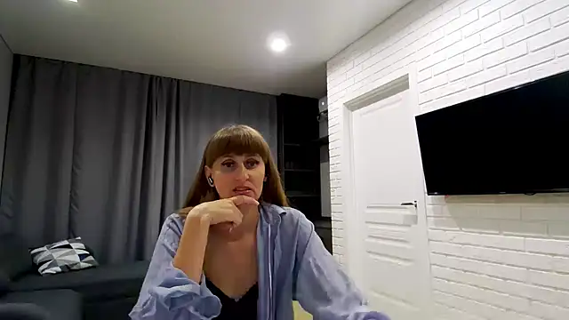 Snapshot of Daniella_Lorente chatting on June 2026 09:43:02 PM Daniella Lorente online show from June 2026 09:43:02 PM
