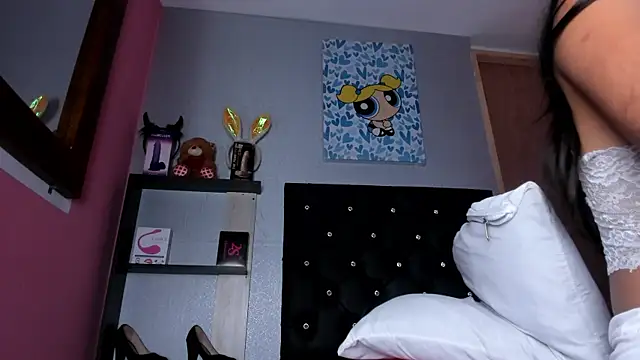 Snapshot of skinnycollins1 chatting on February 2025 02:24:02 AM skinnycollins1 online show from February 2025 02:24:02 AM