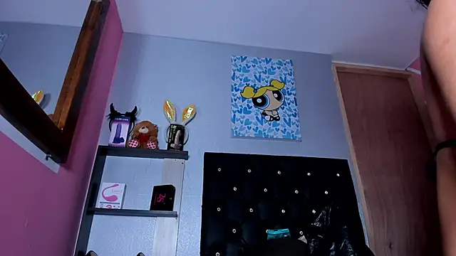 Snapshot of skinnycollins1 chatting on February 2025 02:48:02 AM skinnycollins1 online show from February 2025 02:48:02 AM