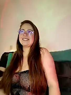 Snapshot of soofy__ chatting on March 2025 06:05:01 AM soofy online show from March 2025 06:05:01 AM