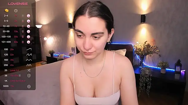 hannacheekss  online show from December 2024 07:17:01 AM