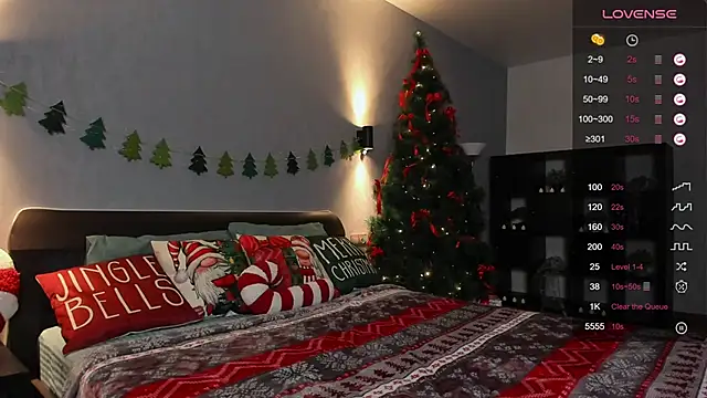 hannacheekss  online show from December 2024 10:12:02 AM