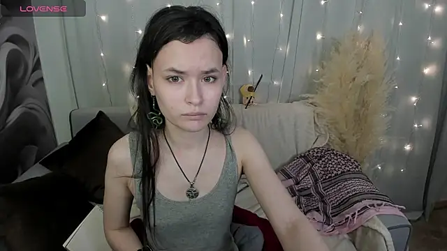 Emily Strikeee online show from January 2025 12:50:02 PM