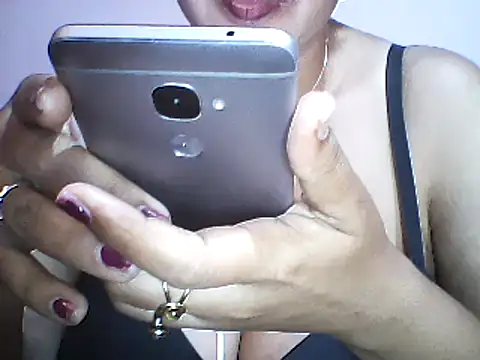 layanah12 online show from January 2025 06:58:02 PM