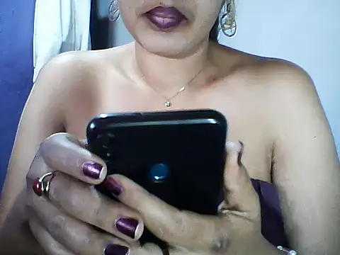 layanah12 online show from October 2025 06:56:01 AM