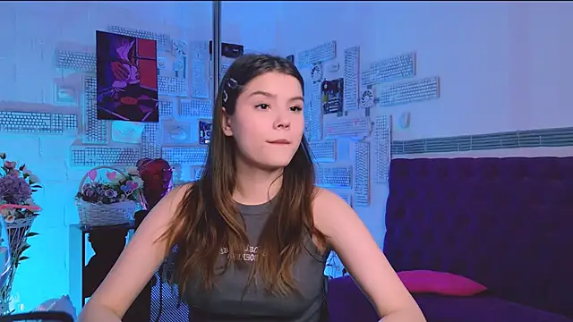 EvaThopson online show from February 2025 11:58:01 AM