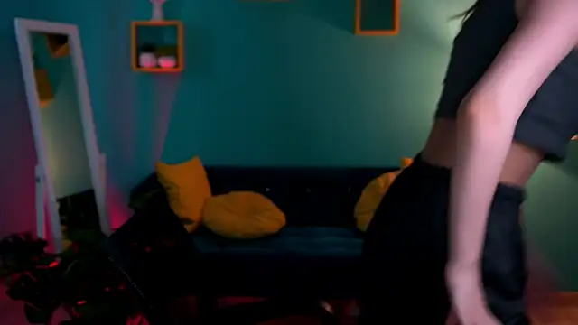 EvaThopson online show from March 2025 12:11:02 PM