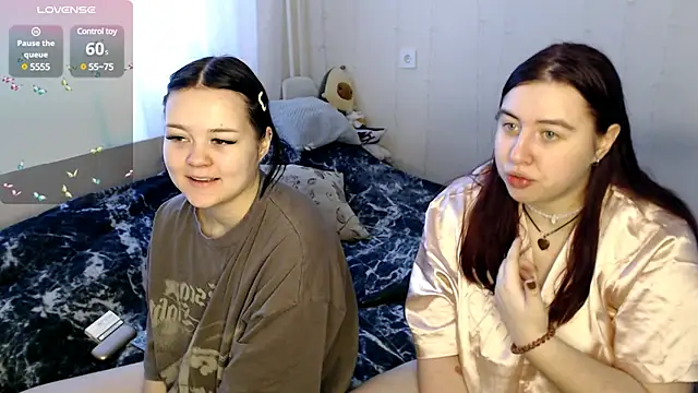 Snapshot of BettyandRich_ chatting on January 2025 08:43:02 AM BettyandRich online show from January 2025 08:43:02 AM