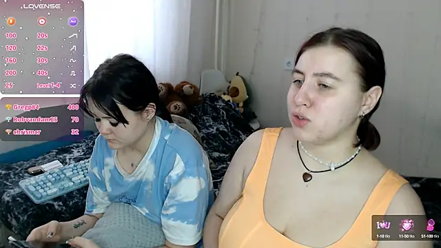 Snapshot of BettyandRich_ chatting on February 2025 11:06:02 AM BettyandRich online show from February 2025 11:06:02 AM