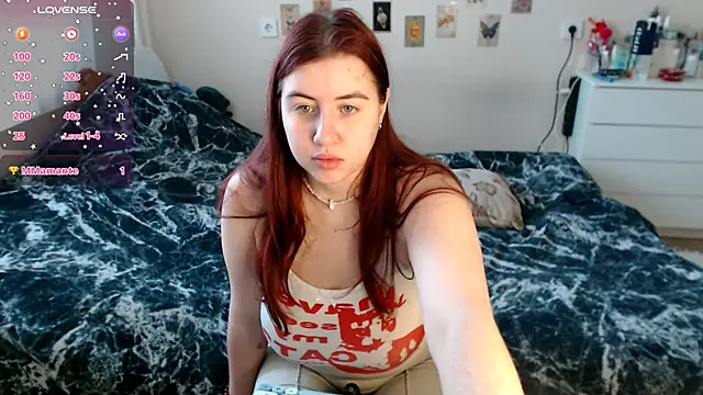 Snapshot of BettyandRich_ chatting on September 2025 09:09:01 AM BettyandRich online show from September 2025 09:09:01 AM