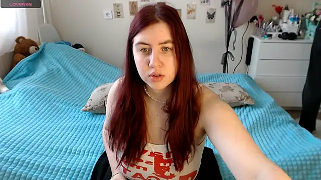 Snapshot of BettyandRich_ chatting on October 2025 08:34:01 AM BettyandRich online show from October 2025 08:34:01 AM