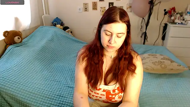 Snapshot of BettyandRich_ chatting on October 2025 08:28:01 AM BettyandRich online show from October 2025 08:28:01 AM