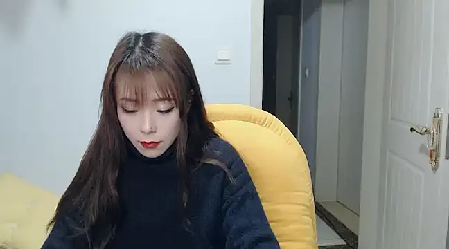 Snapshot of SuSushi728 chatting on January 2025 02:51:01 PM SuSushi728 online show from January 2025 02:51:01 PM