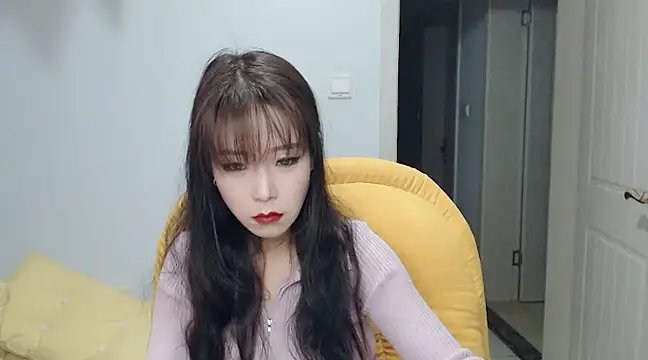 Snapshot of SuSushi728 chatting on February 2025 03:41:02 PM SuSushi728 online show from February 2025 03:41:02 PM