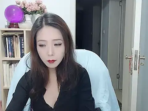 Snapshot of SuSushi728 chatting on November 2025 03:46:01 PM SuSushi728 online show from November 2025 03:46:01 PM