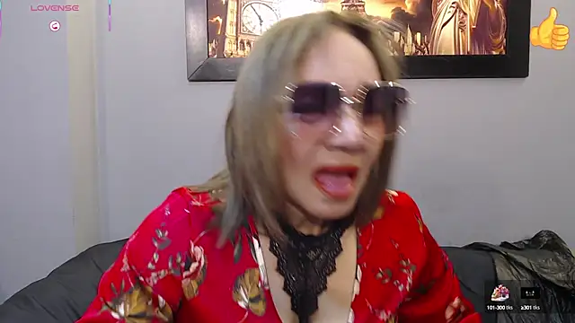 Snapshot of JennieRosse chatting on February 2025 02:06:02 PM JennieRosse online show from February 2025 02:06:02 PM