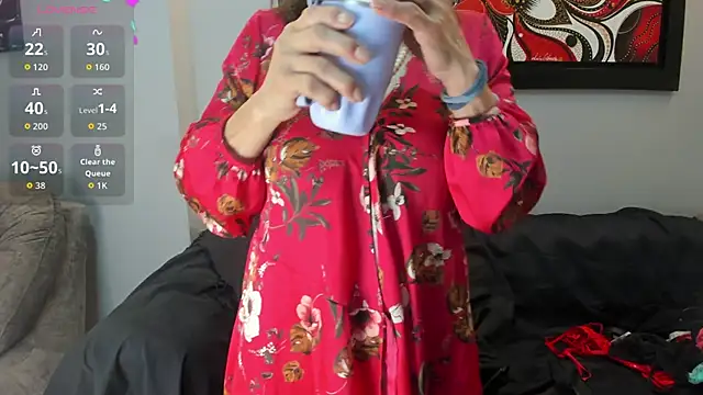 Snapshot of JennieRosse chatting on October 2025 12:23:01 PM JennieRosse online show from October 2025 12:23:01 PM