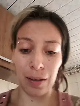 Tefannyy  online show from September 2025 04:31:02 PM