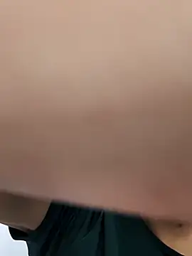 Tefannyy  online show from February 2026 03:40:02 PM