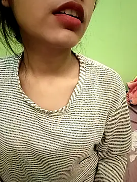 Snapshot of EACH_555 chatting on November 2025 02:42:01 PM EACH 555 online show from November 2025 02:42:01 PM