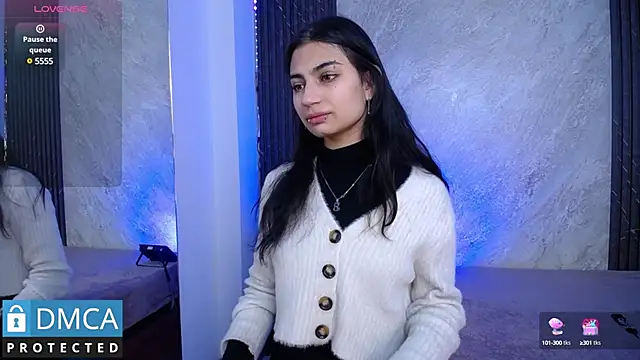 SolBeaumont1 online show from February 2025 05:40:01 PM