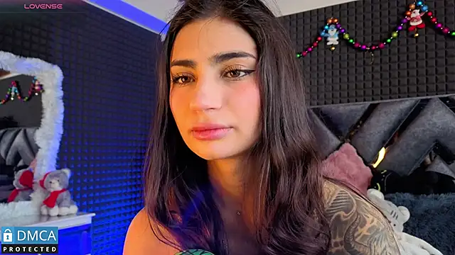 SolBeaumont1 online show from December 2025 07:01:02 PM