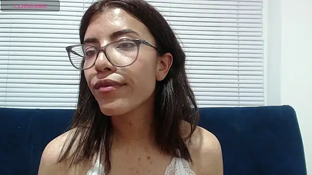  lucysmith online show from February 2025 10:15:02 AM